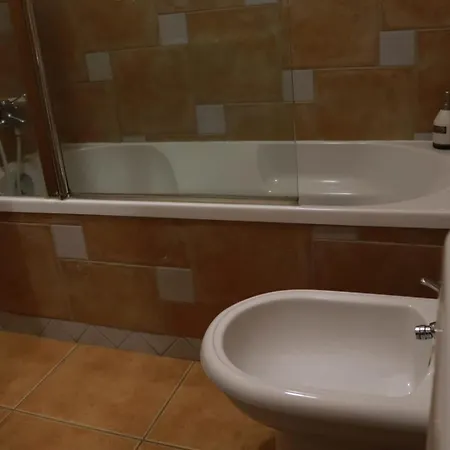 Fantastic With Pool Access Апартаменты *