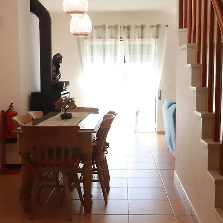 Fantastic With Pool Access *