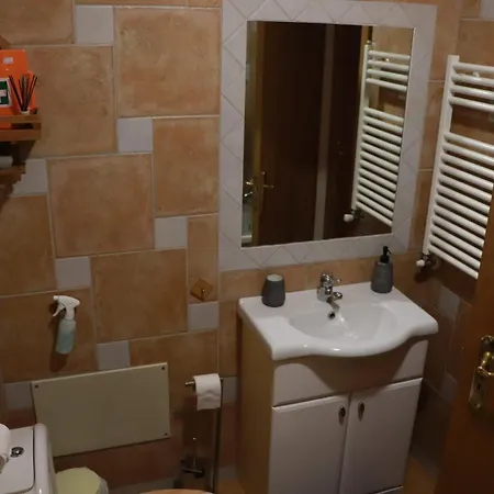 Апартаменты Fantastic With Pool Access