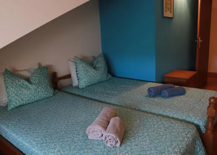 Fantastic With Pool Access דירה *