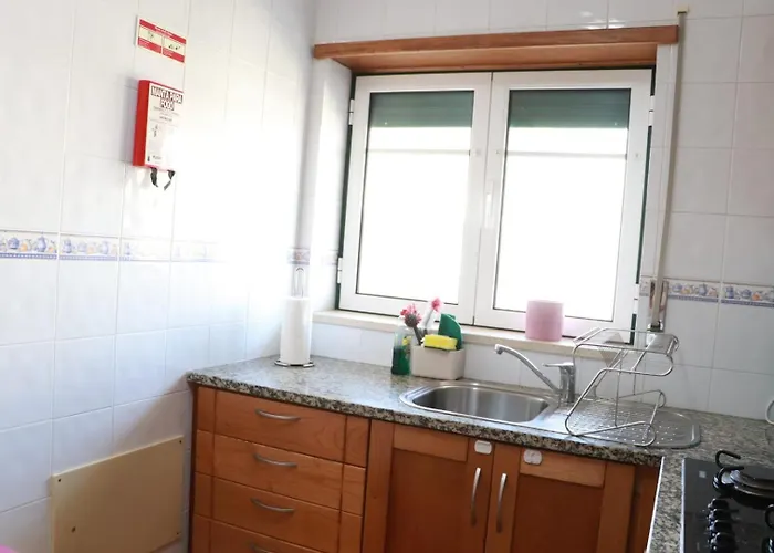 Fantastic With Pool Access דירה