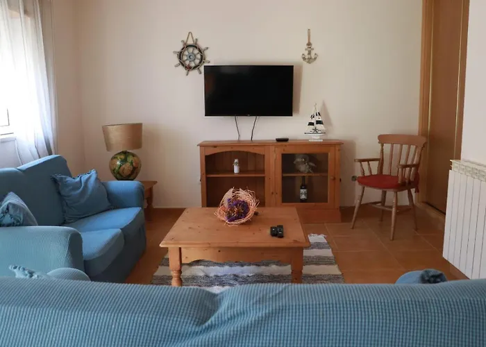 Fantastic With Pool Access דירה *