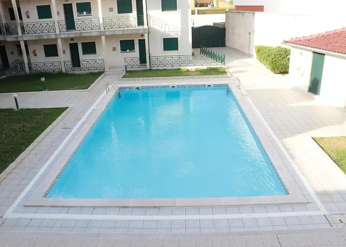 Fantastic With Pool Access דירה *