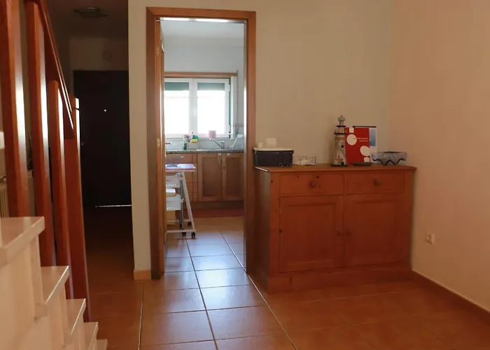 Fantastic With Pool Access